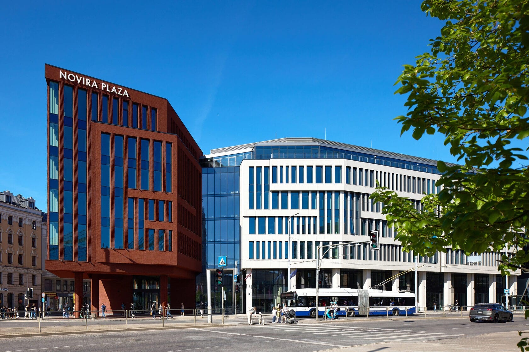 Novira Plaza 