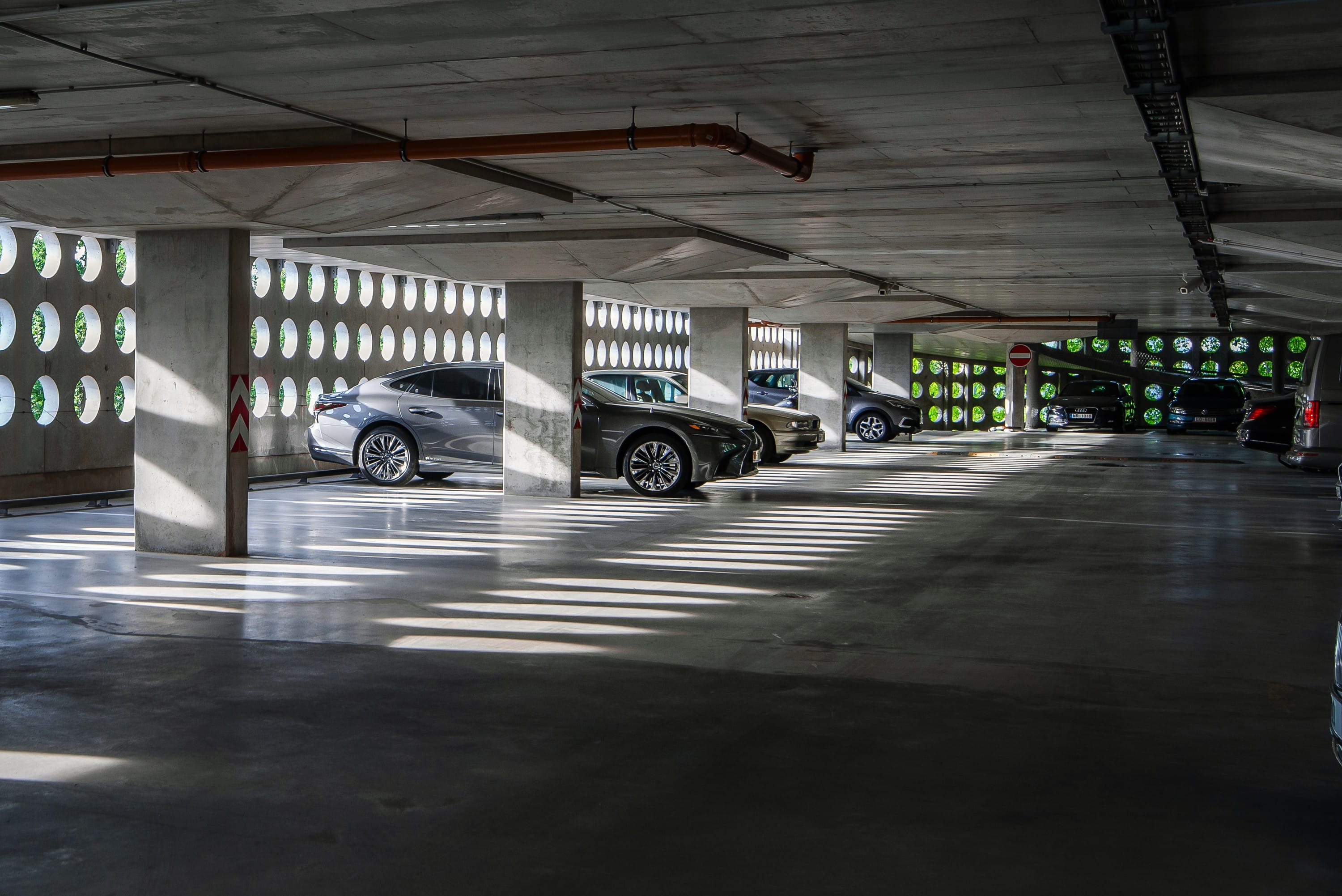 Rietumu Capital Centre parking