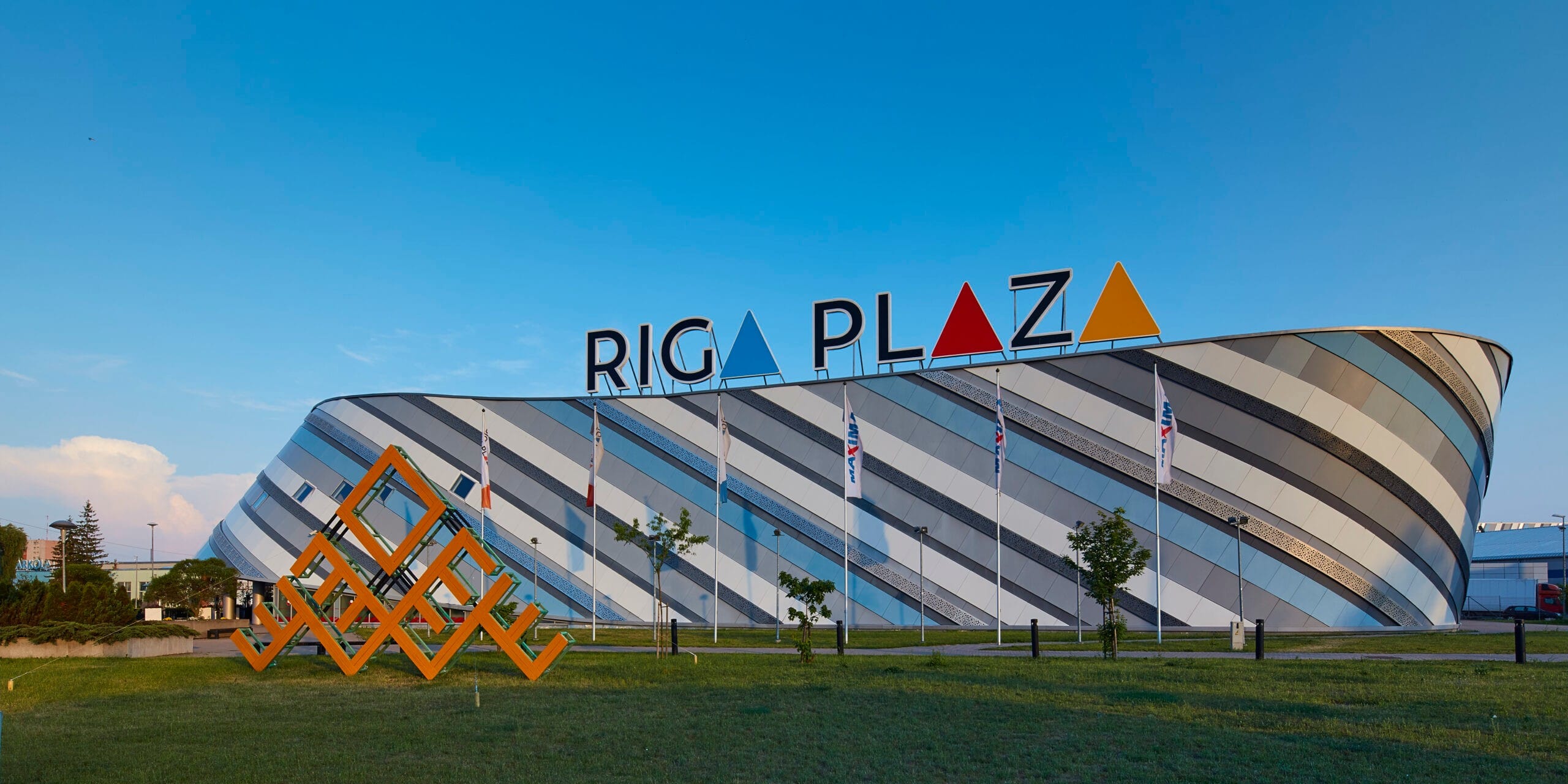 Riga Plaza, Shopping Centre